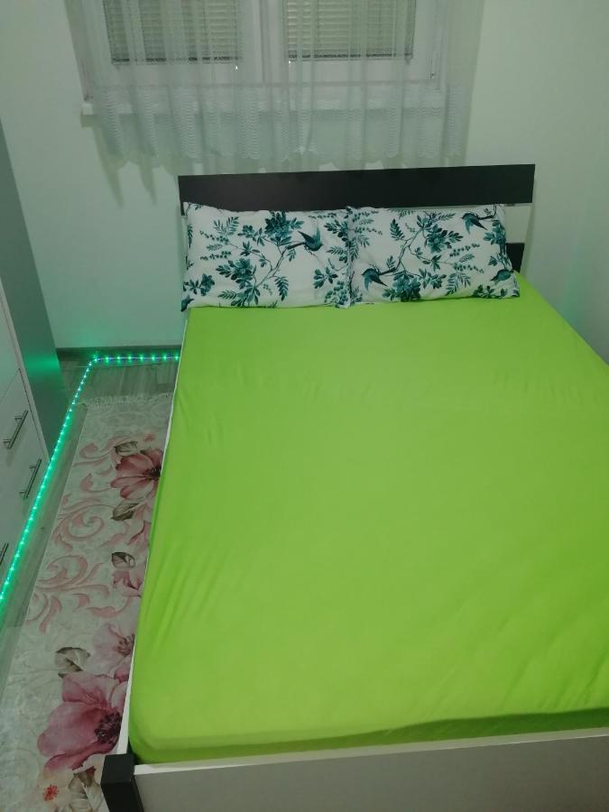 Apartman Visoko-Oaza Mira Eksteriør billede