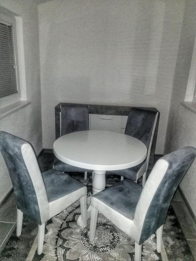 Apartman Visoko-Oaza Mira Eksteriør billede