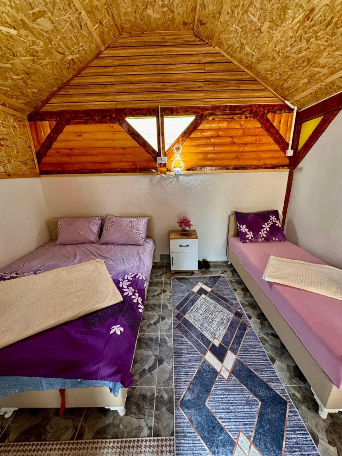Apartman Visoko-Oaza Mira Eksteriør billede