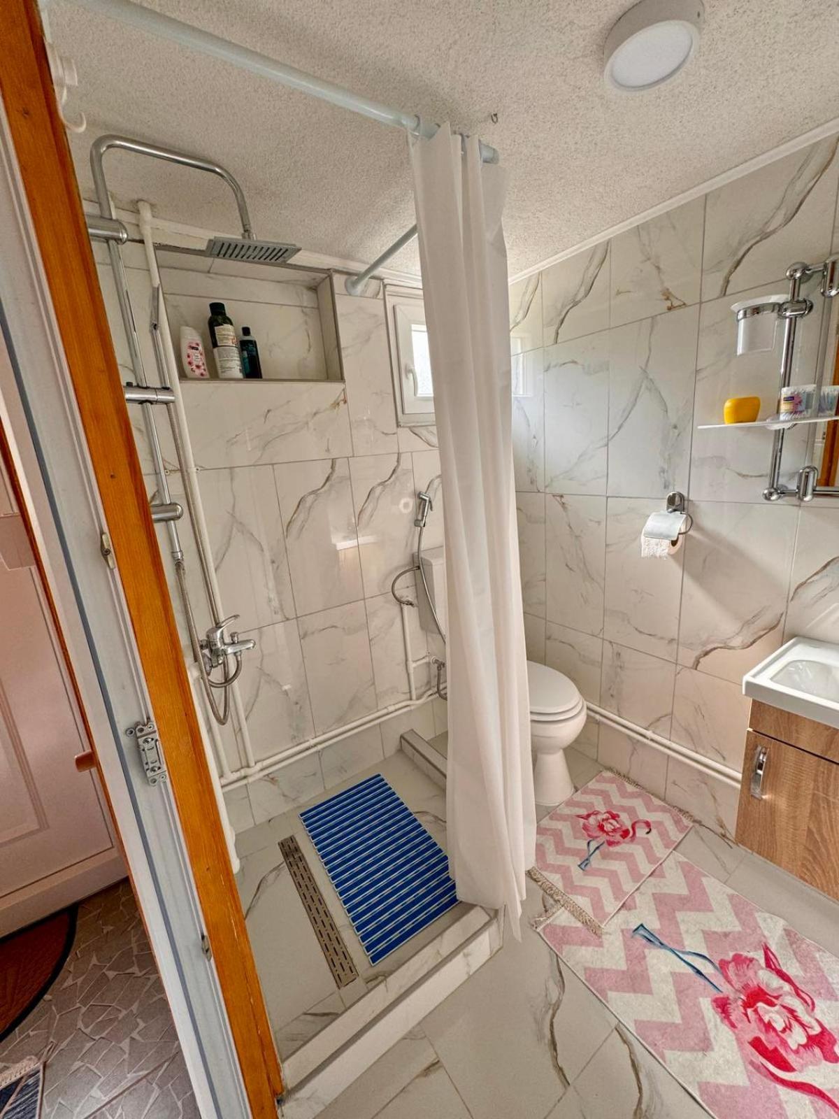 Apartman Visoko-Oaza Mira Eksteriør billede